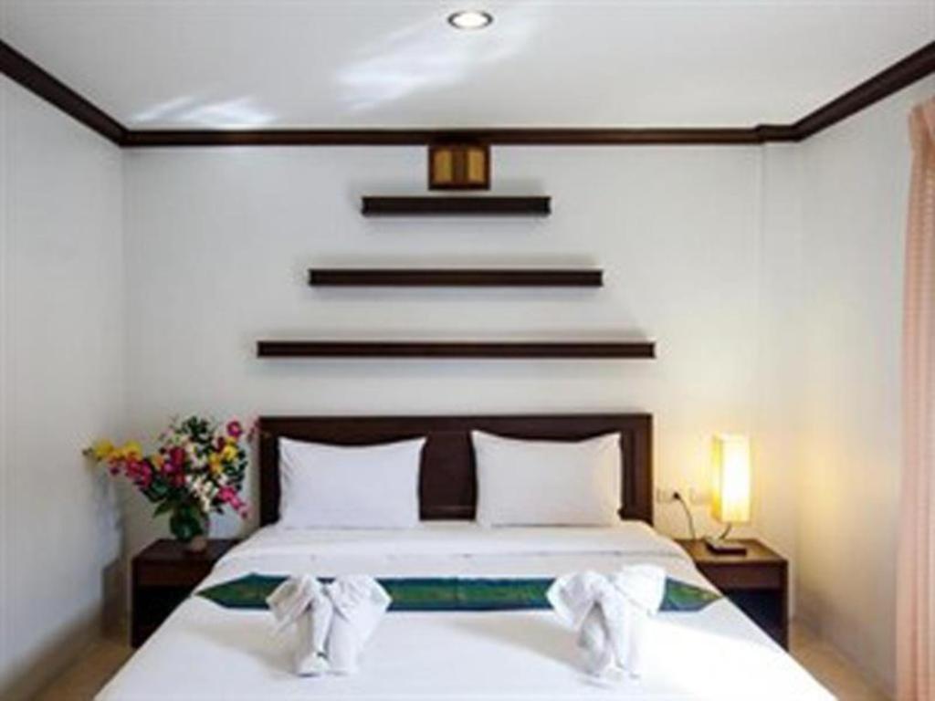 Triple Rund Place Hotel Patong Εξωτερικό φωτογραφία