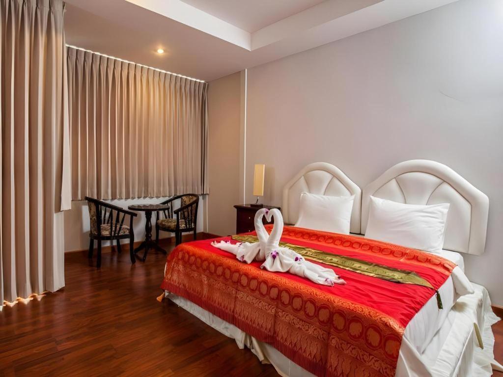 Triple Rund Place Hotel Patong Εξωτερικό φωτογραφία