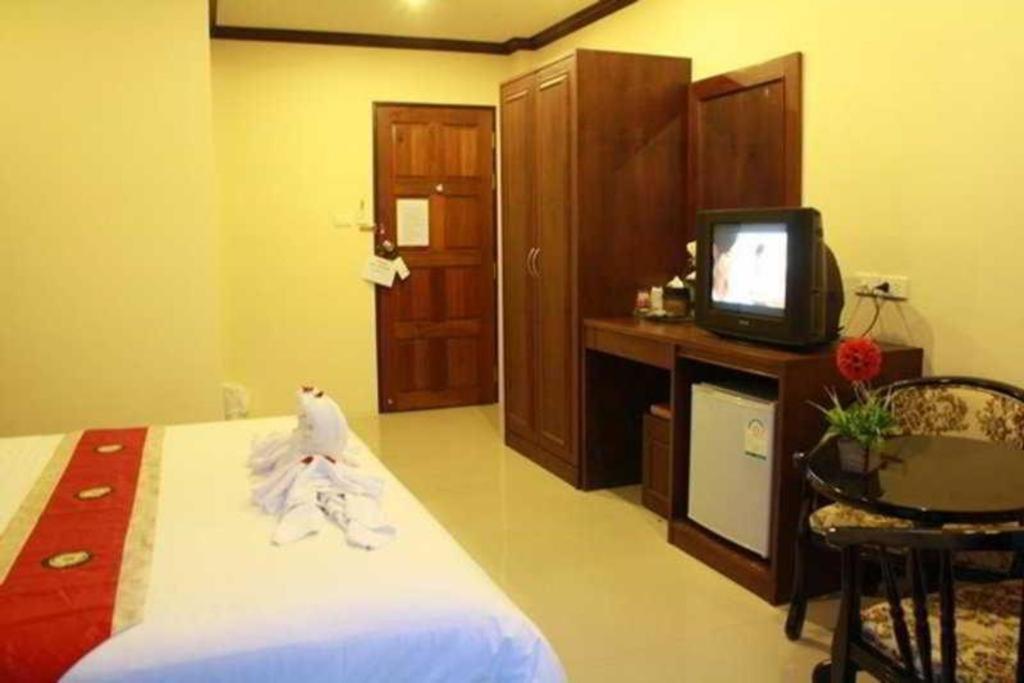 Triple Rund Place Hotel Patong Εξωτερικό φωτογραφία